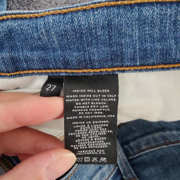 J Brand, NWOT flared blue jeans - Picture 8 of 8